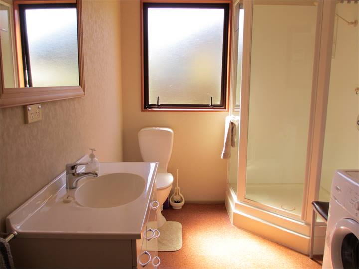 Bathroom with washing machine