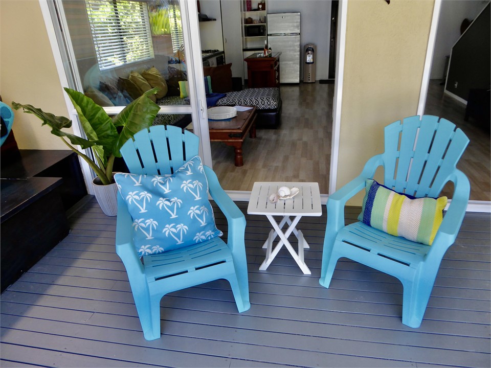 loads of chairs, loungers on the deck to enjoy