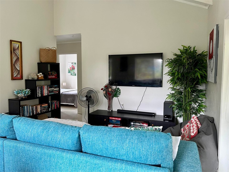 Living to bedrooms & bathroom