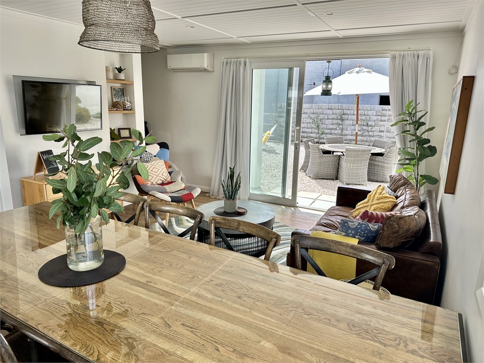 Looking across the dining area into the lounge.