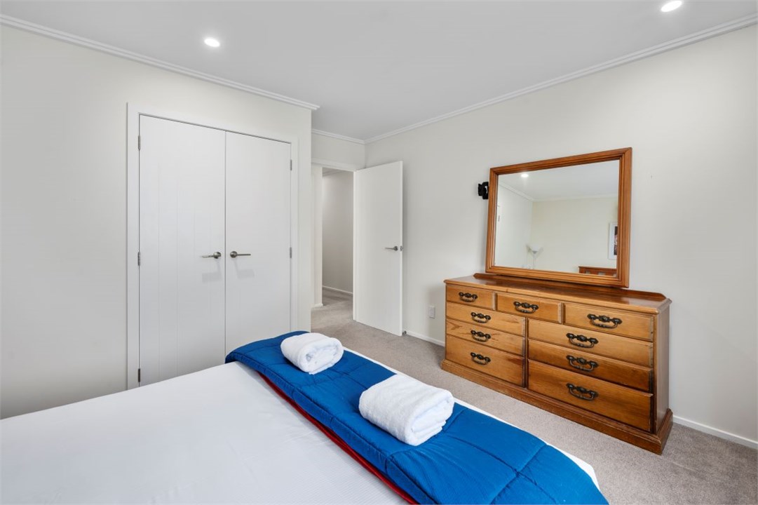 Bedroom 2 with queen bed