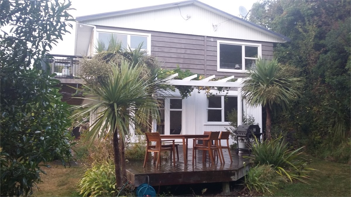 Diamond Harbour Hideaway