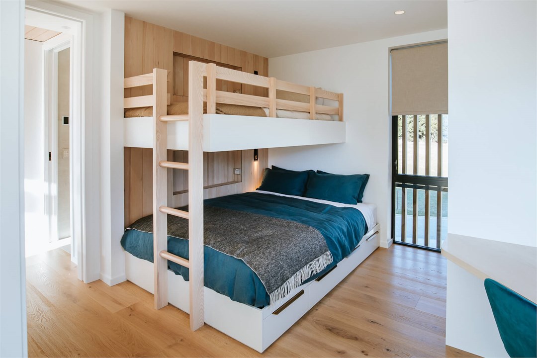 Release NZ - Platinum Ridge