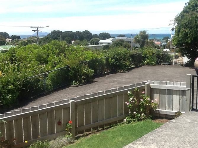 Drive and parking, sea views