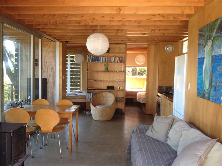 Living from the courtyard