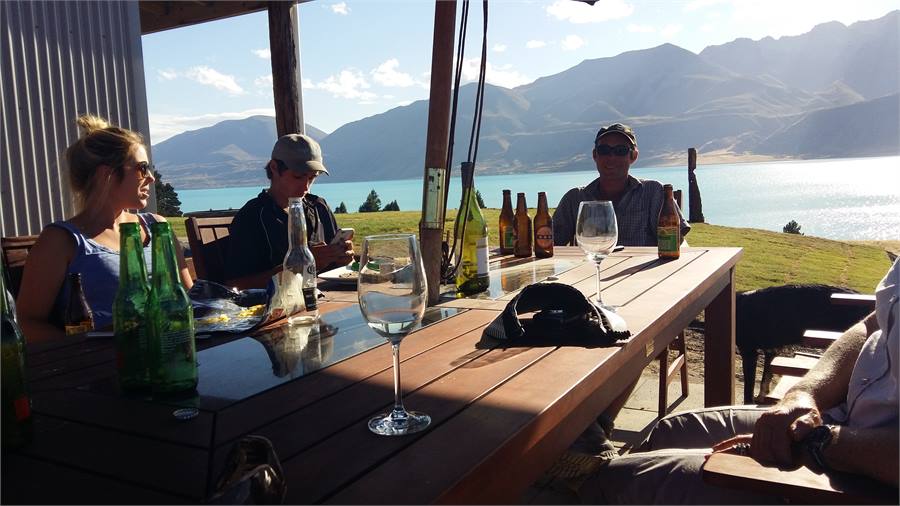 Picnic table looking down to lake Pukaki