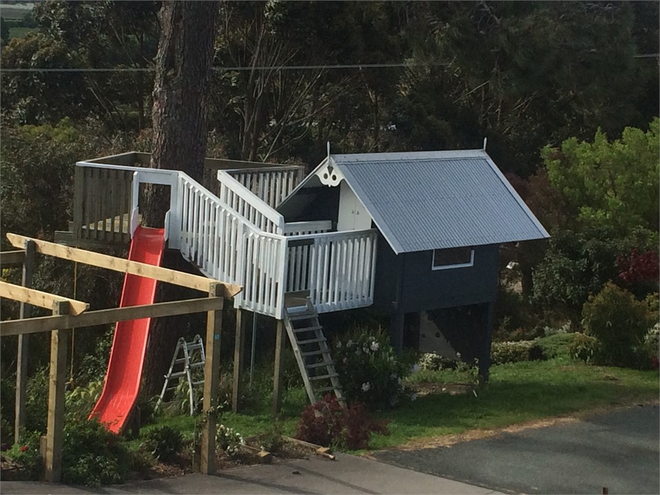 Treehouse & slide