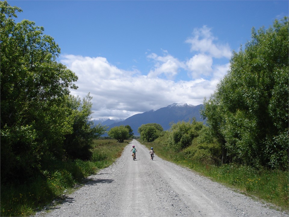 Cruise side-by-side on quiet roads