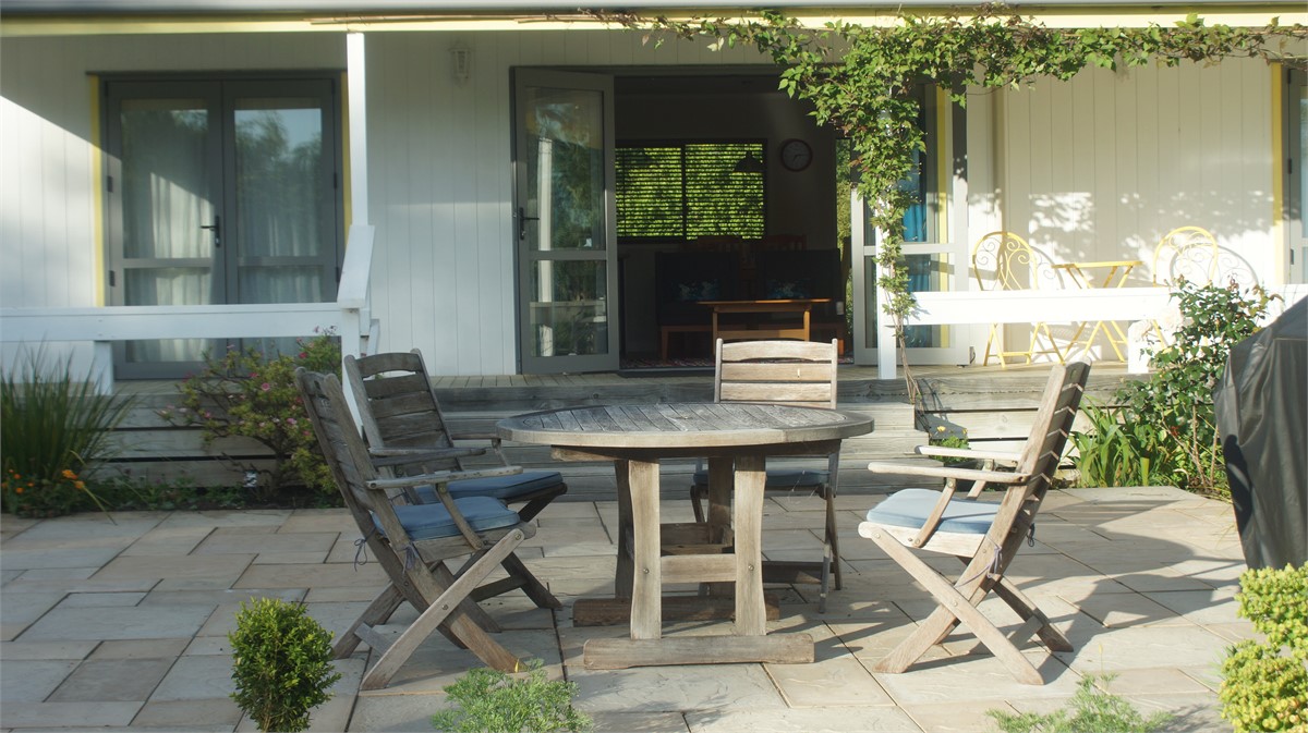 The paved patio provides for breakfast sunshine
