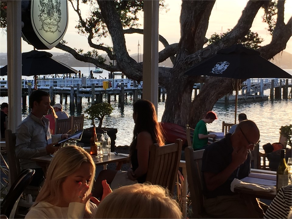 Award winning fine and casual dining nearby