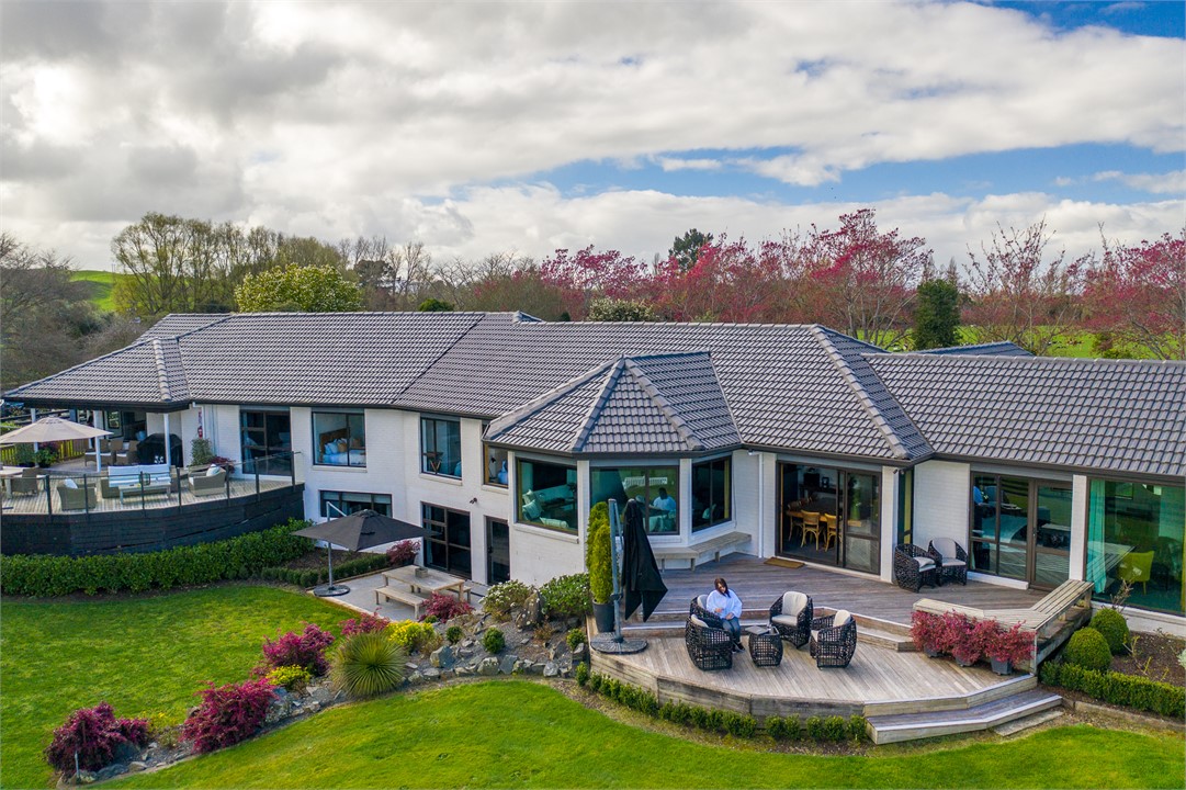 Lakeview Lodge Exterior