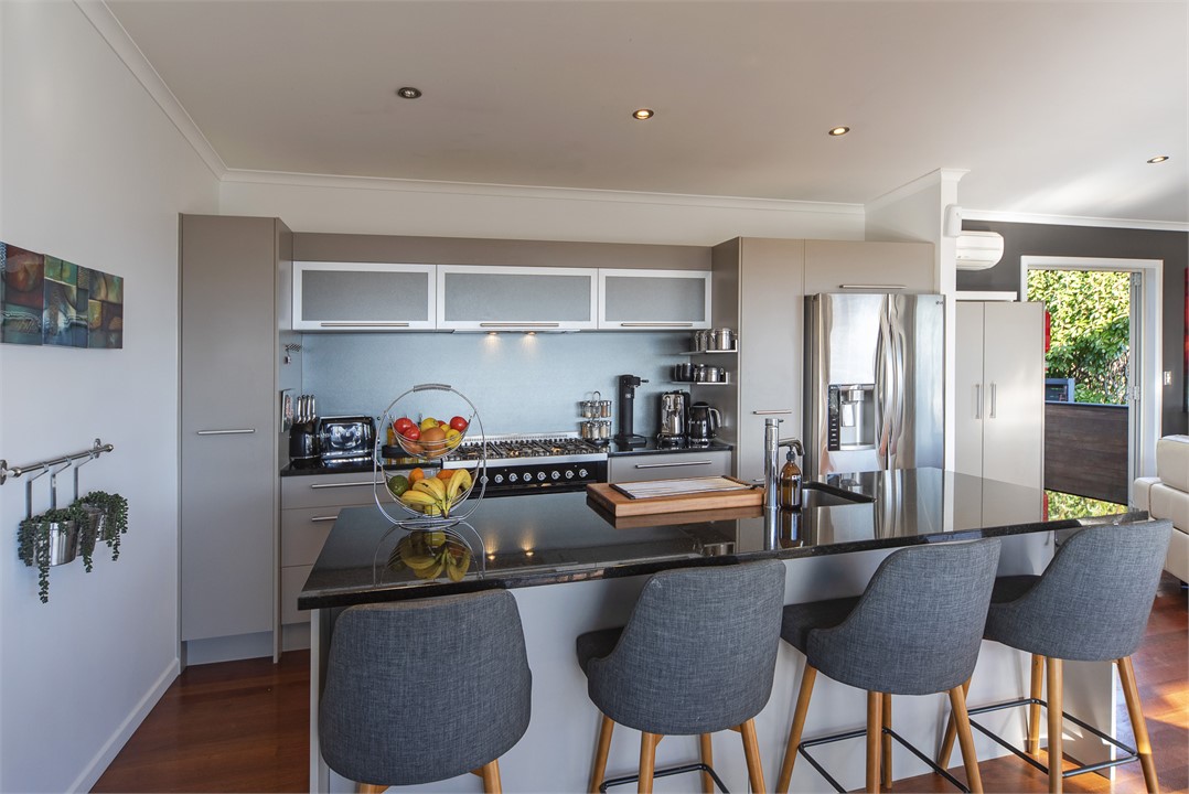 Fully-equipped kitchen