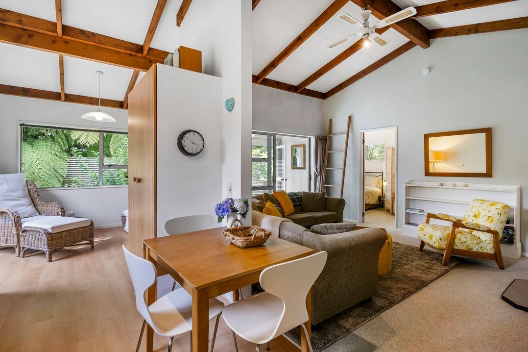 West and Relaxation Greytown Holiday Home Greytown Holiday Home for