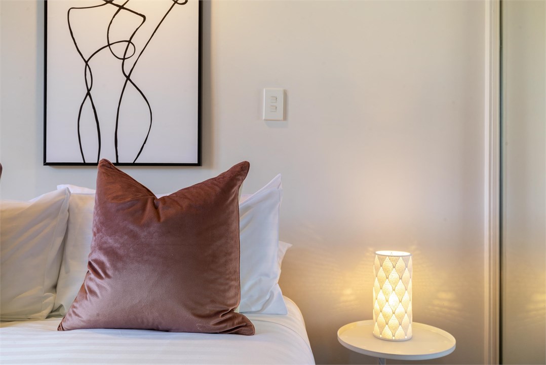 Lakefront Gem | Absolute Waterfront Aura Queenstow