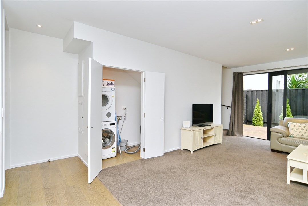 View of the washing machine and dryer