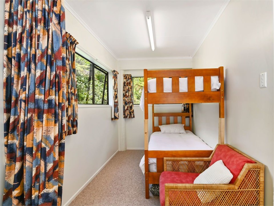 Downstairs bunk room