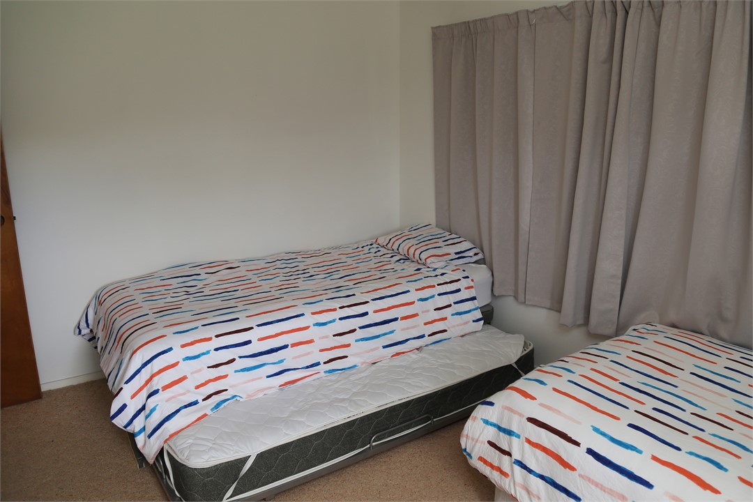 Twin room with trundler - can make up to Queen bed