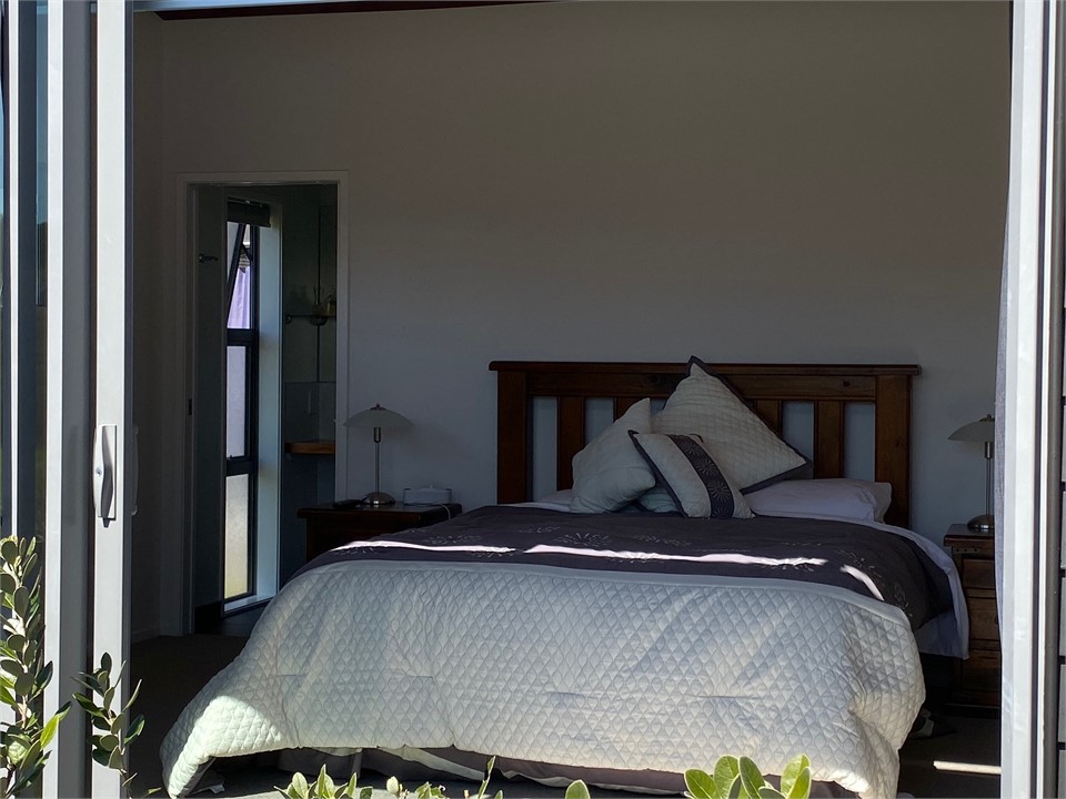 Master Bedroom, on suite and walk in wardrobe