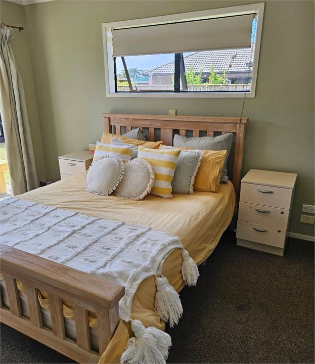 Main bedroom with ensuite