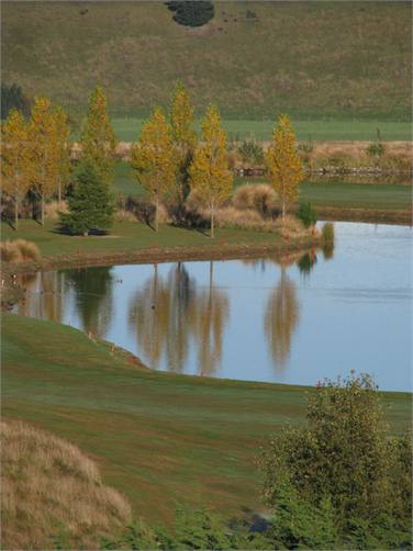 Autumn colours by the lake on the back nine