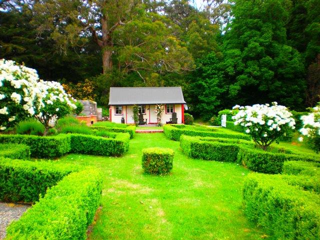 Whare in beautiful homestead grounds!