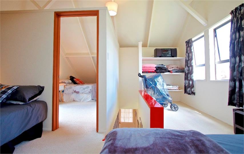 VG2 View of upstairs layout