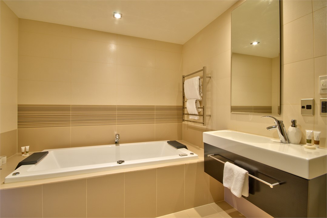 Bathroom - shared by Bed 2 & Bed 3