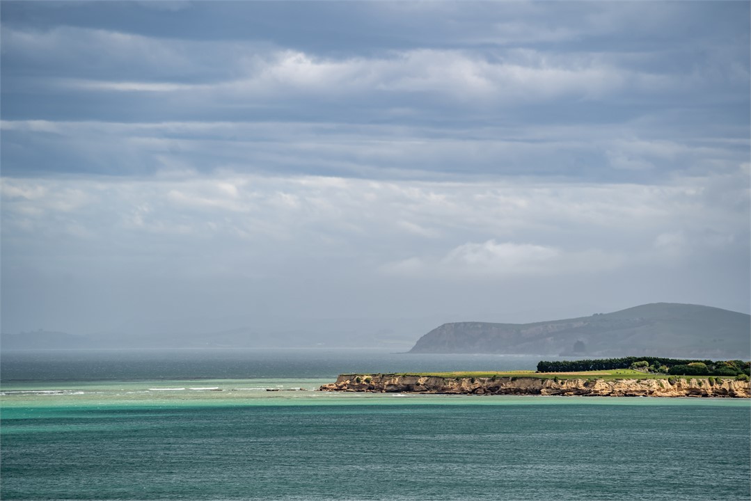 Moeraki on the Horizon