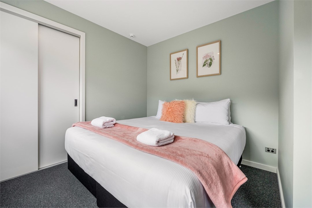 Loft - bed can be split into 2x Singles