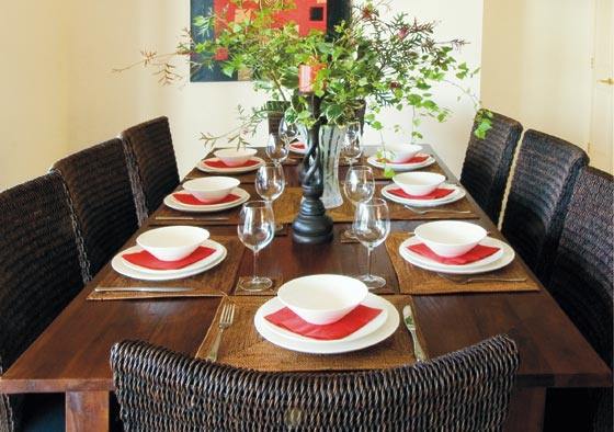 Indoor family dining seats 8