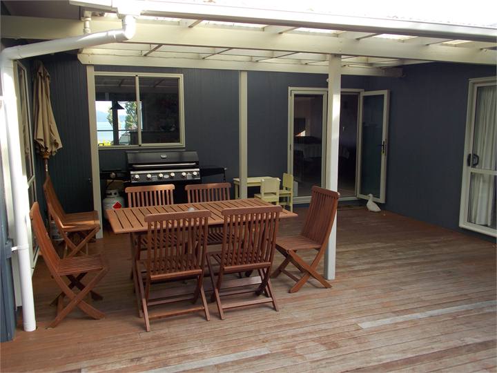 Covered outdoor area and BBQ