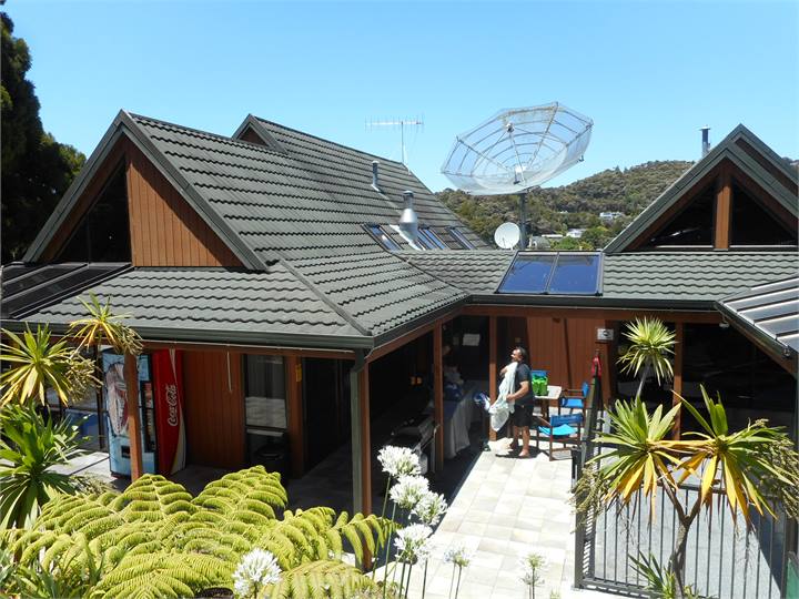 Communal Lounge, Tour Desk, Libraray