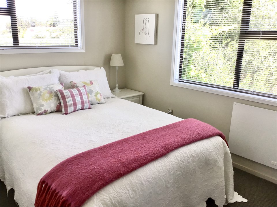 Queen Bedroom Upstairs