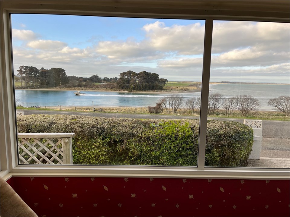 You never tire of looking out this window ...