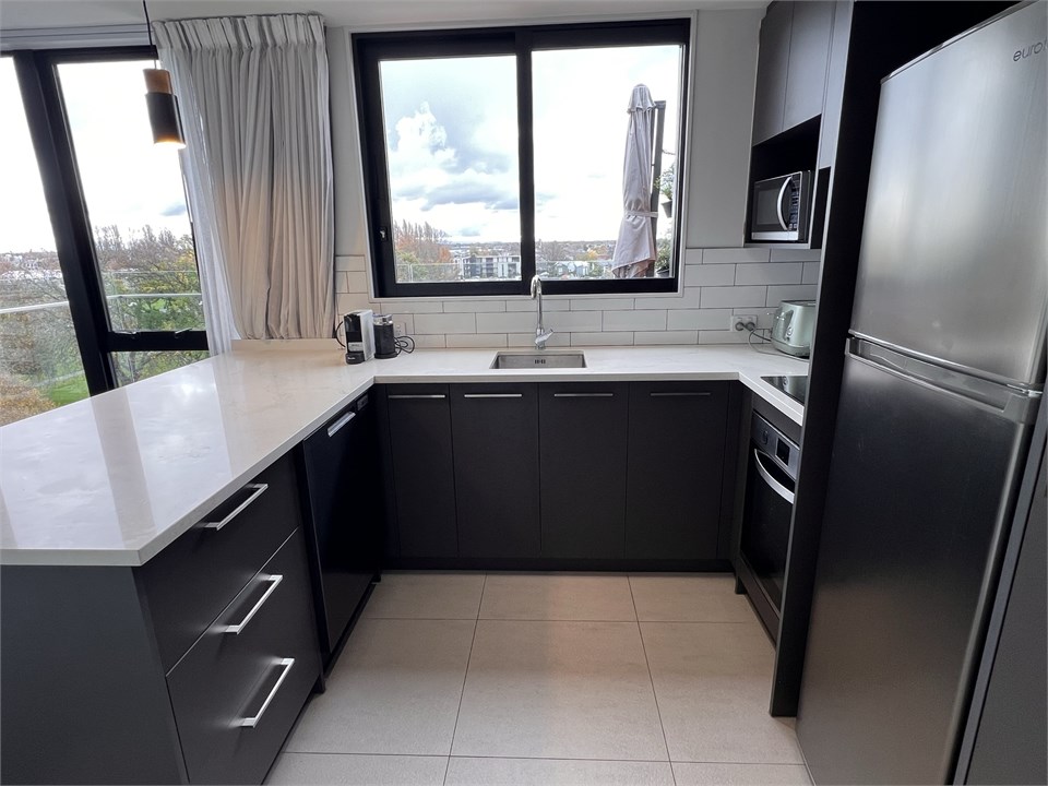 Fully equipped Kitchen area