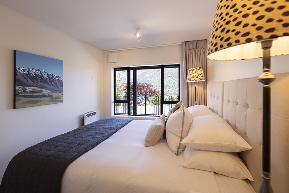 Downstairs Bedroom 2 Super King Bed that splits in