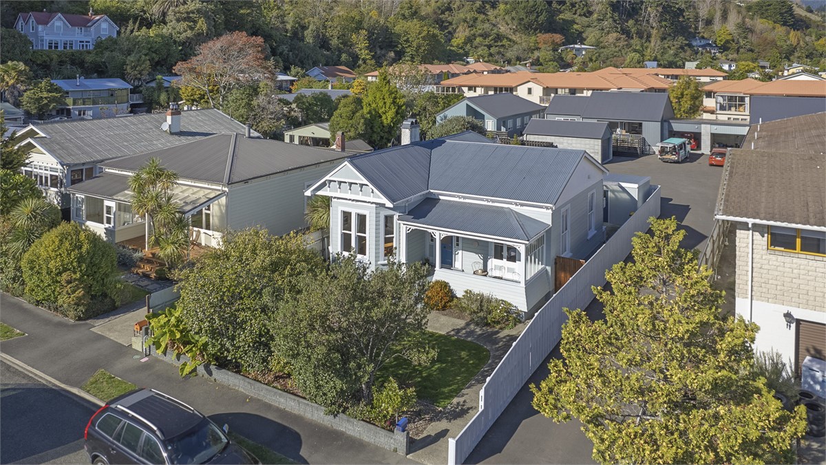 Villa Cabria - Nelson Holiday Home