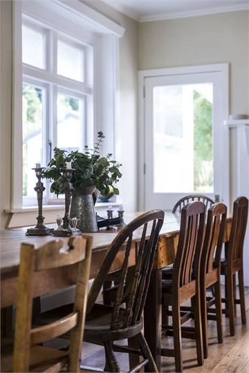 Seated dining for large groups