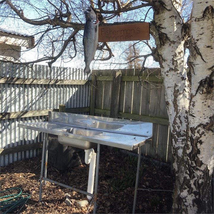 Fisherman's corner (fishing rods can be hired at J