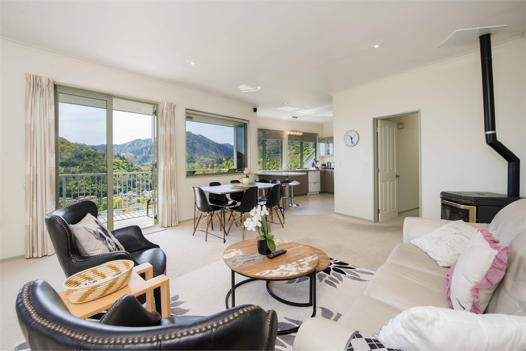 Open Living, Dinning & Kitchen area