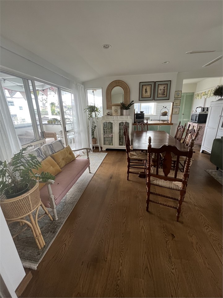 Dining area upstairs