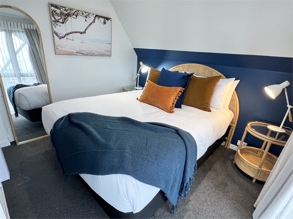 Bedroom 2 has a Double bed