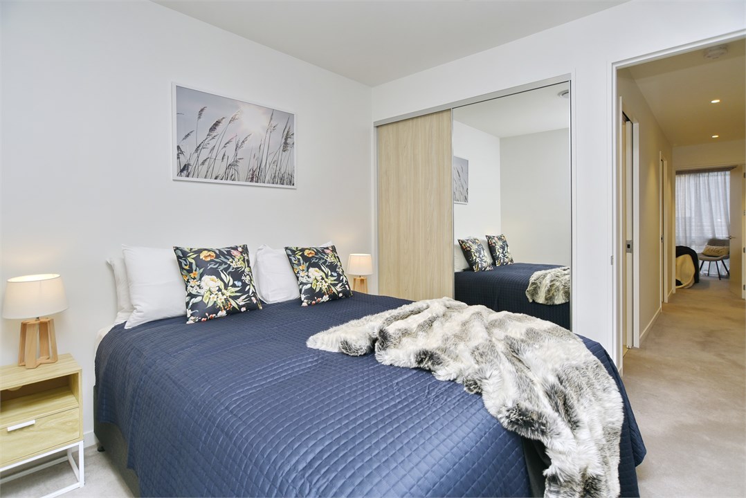 Bedroom 1 has a Queen bed