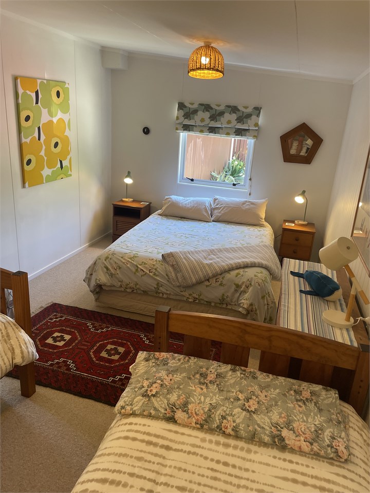 Third bedroom with Queen and 2 singles