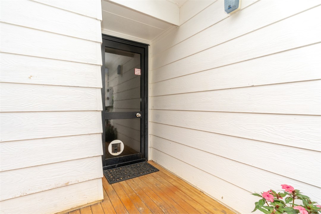 Private upstairs entrance for easy, secure access