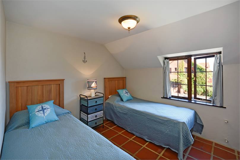 Bedroom 2 with two Single Beds