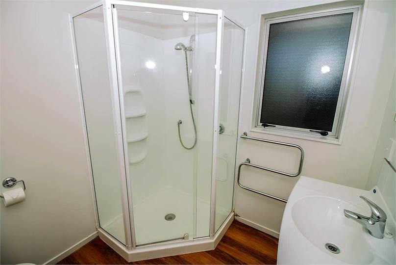 Relaxing Ruapehu - Downstairs apartment - Bathroom