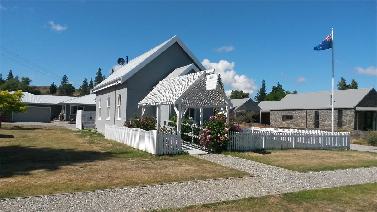 St Andrew's Church, Ophir Thyme Accommodation