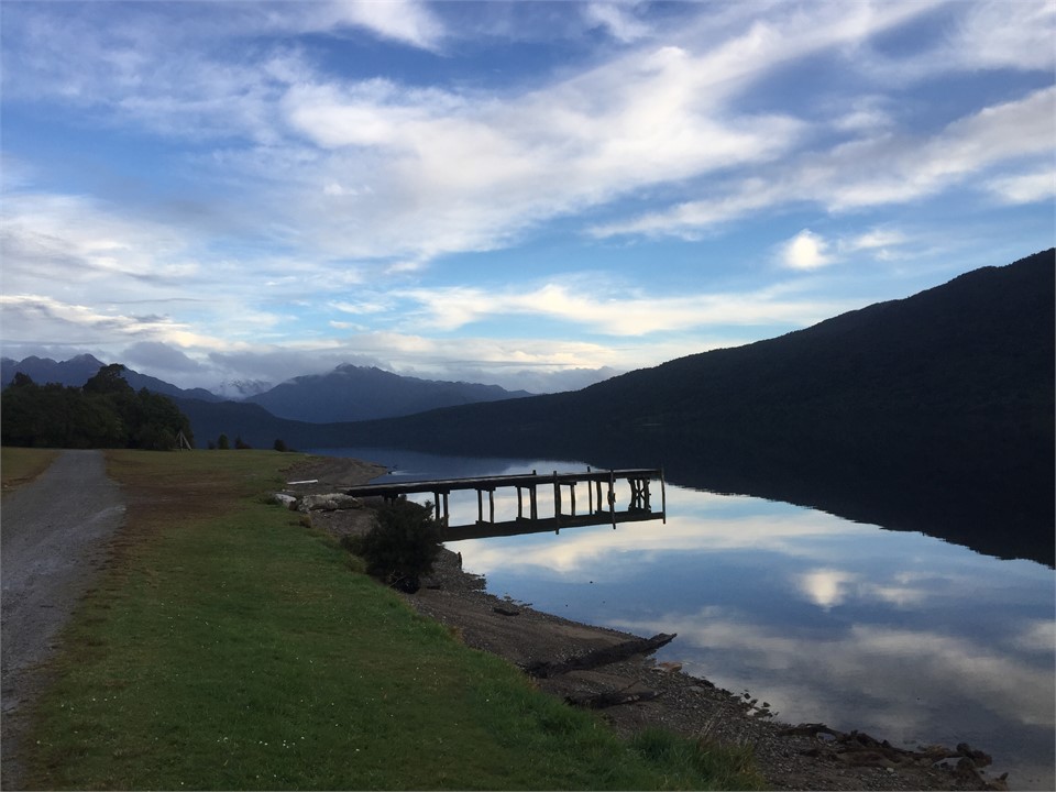 Lake Kaniere foreshore (2 min walk )
