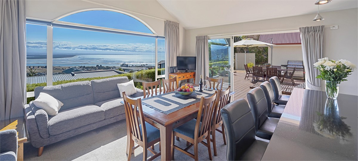 Dining area with a View!